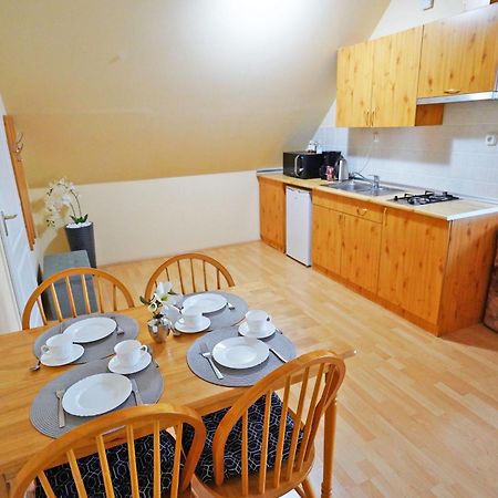 Apartman Brigitte Buekfuerdo Buitenkant foto