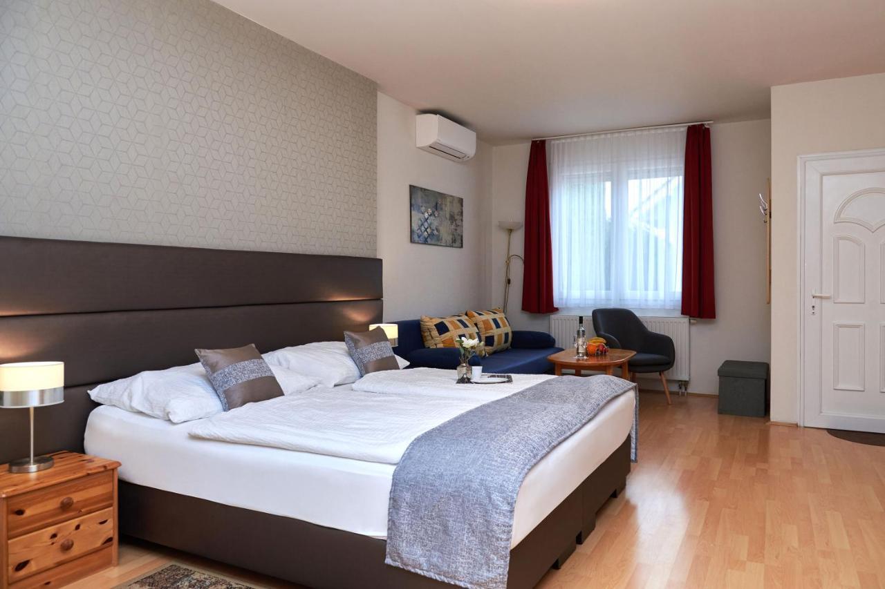 Apartman Brigitte Buekfuerdo Buitenkant foto