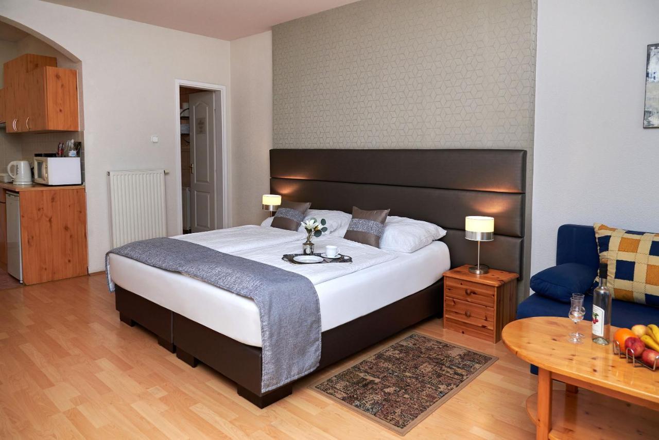 Apartman Brigitte Buekfuerdo Buitenkant foto