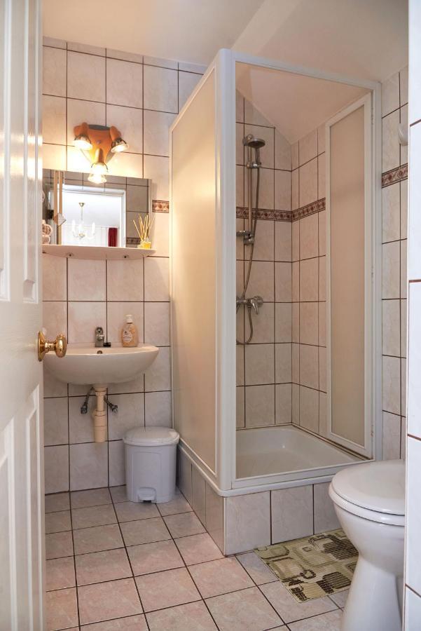 Apartman Brigitte Buekfuerdo Buitenkant foto