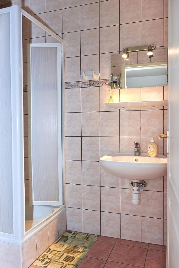 Apartman Brigitte Buekfuerdo Buitenkant foto