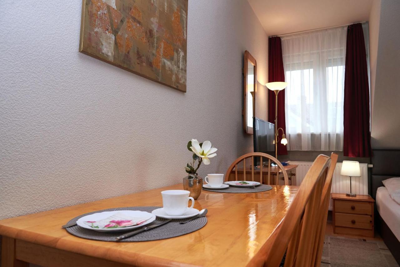 Apartman Brigitte Buekfuerdo Buitenkant foto