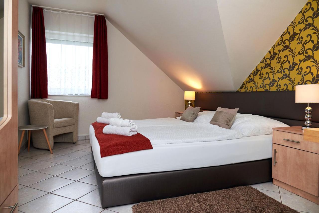 Apartman Brigitte Buekfuerdo Buitenkant foto