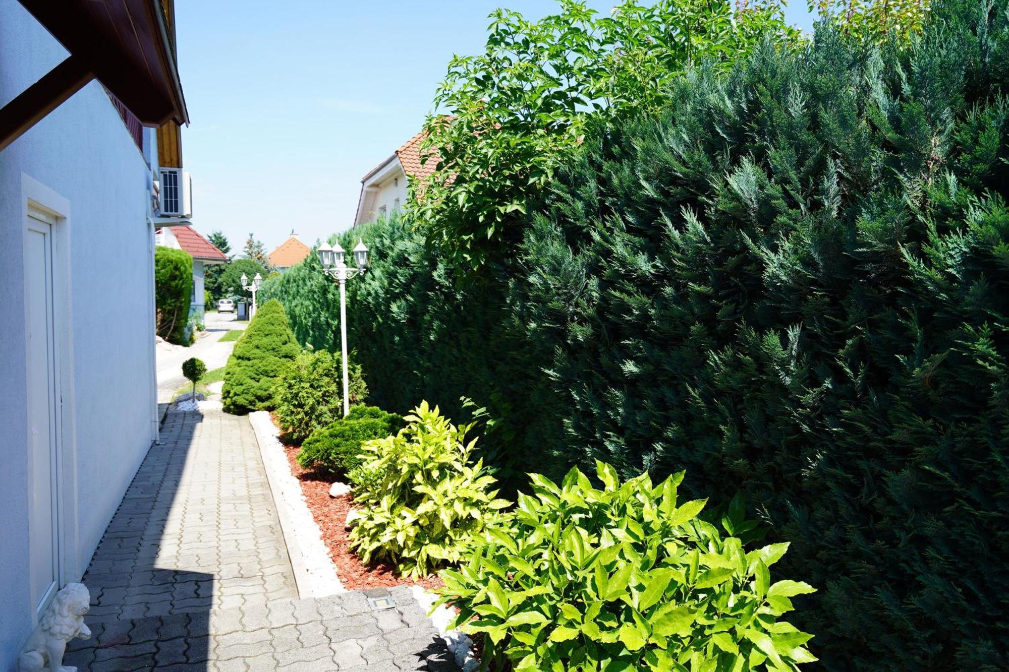 Apartman Brigitte Buekfuerdo Buitenkant foto