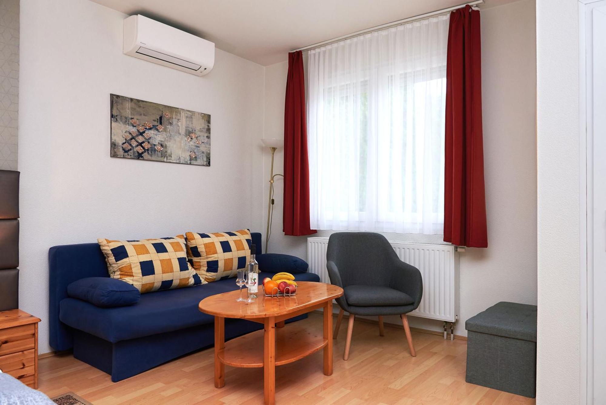 Apartman Brigitte Buekfuerdo Buitenkant foto